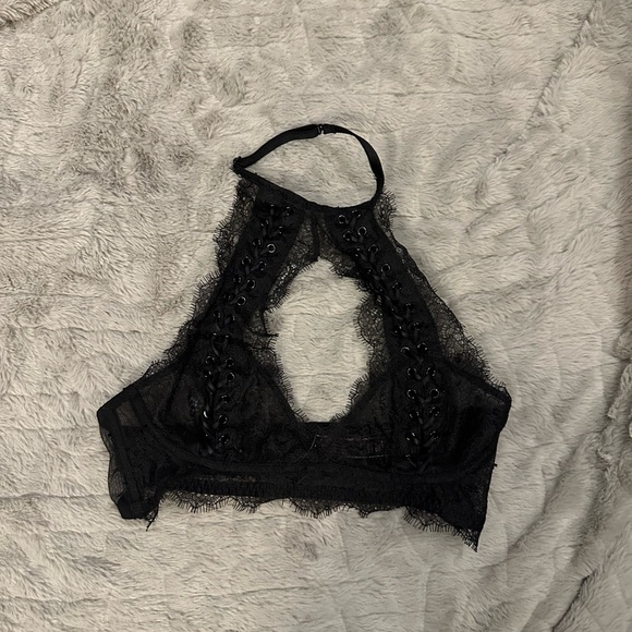 Lacey Black Halter Bra from Victoria’s Secret - Picture 9 of 10